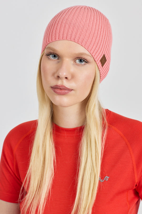 Wintry - fino pletena rebrasta kapa od 100% Merino Vune