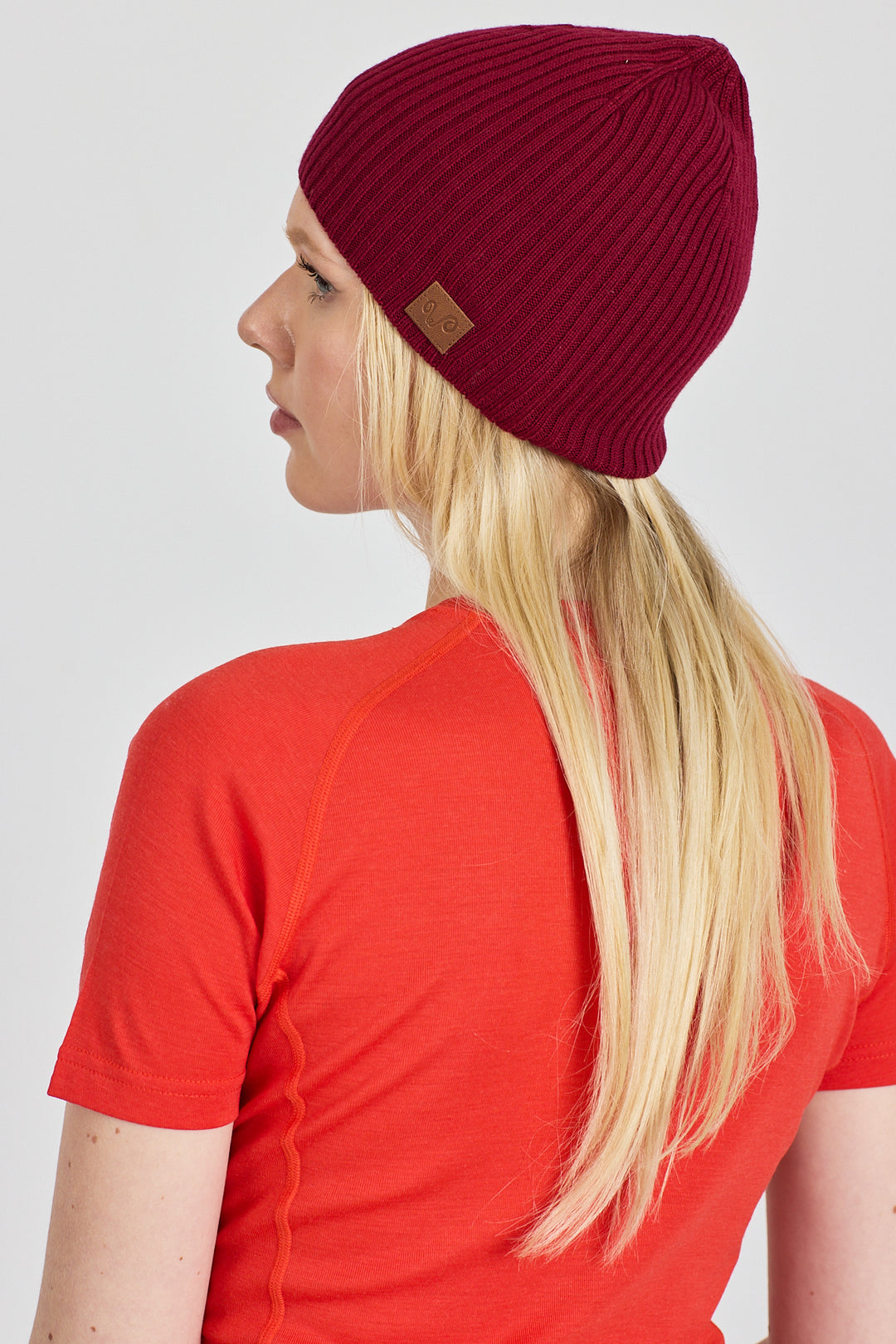 Wintry - fino pletena rebrasta kapa od 100% Merino Vune