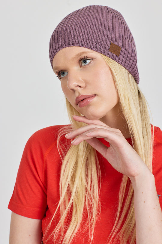 Wintry - fino pletena rebrasta kapa od 100% Merino Vune