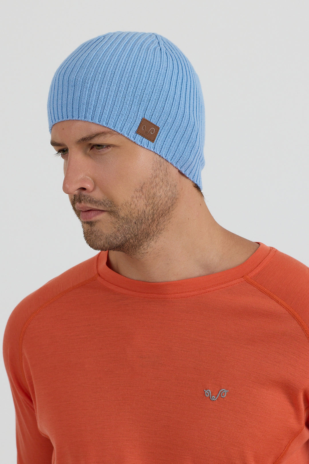 Wintry - fino pletena rebrasta kapa od 100% Merino Vune
