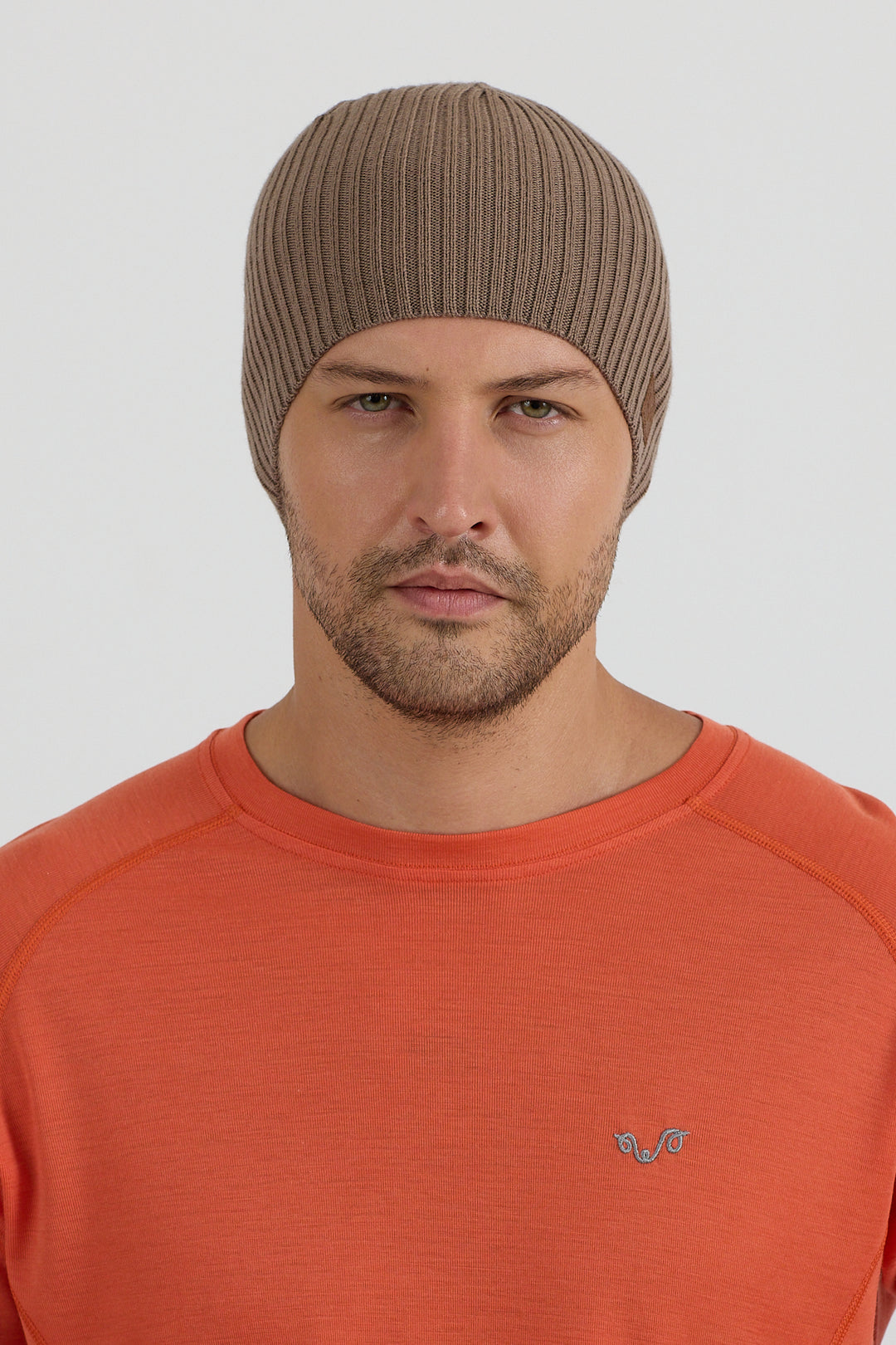 Wintry - fino pletena rebrasta kapa od 100% Merino Vune