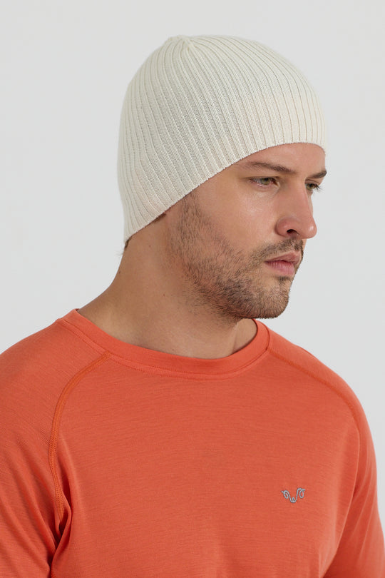 Wintry - fino pletena rebrasta kapa od 100% Merino Vune