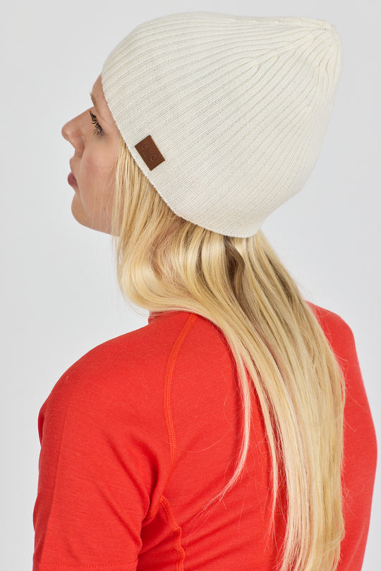 Wintry - fino pletena rebrasta kapa od 100% Merino Vune