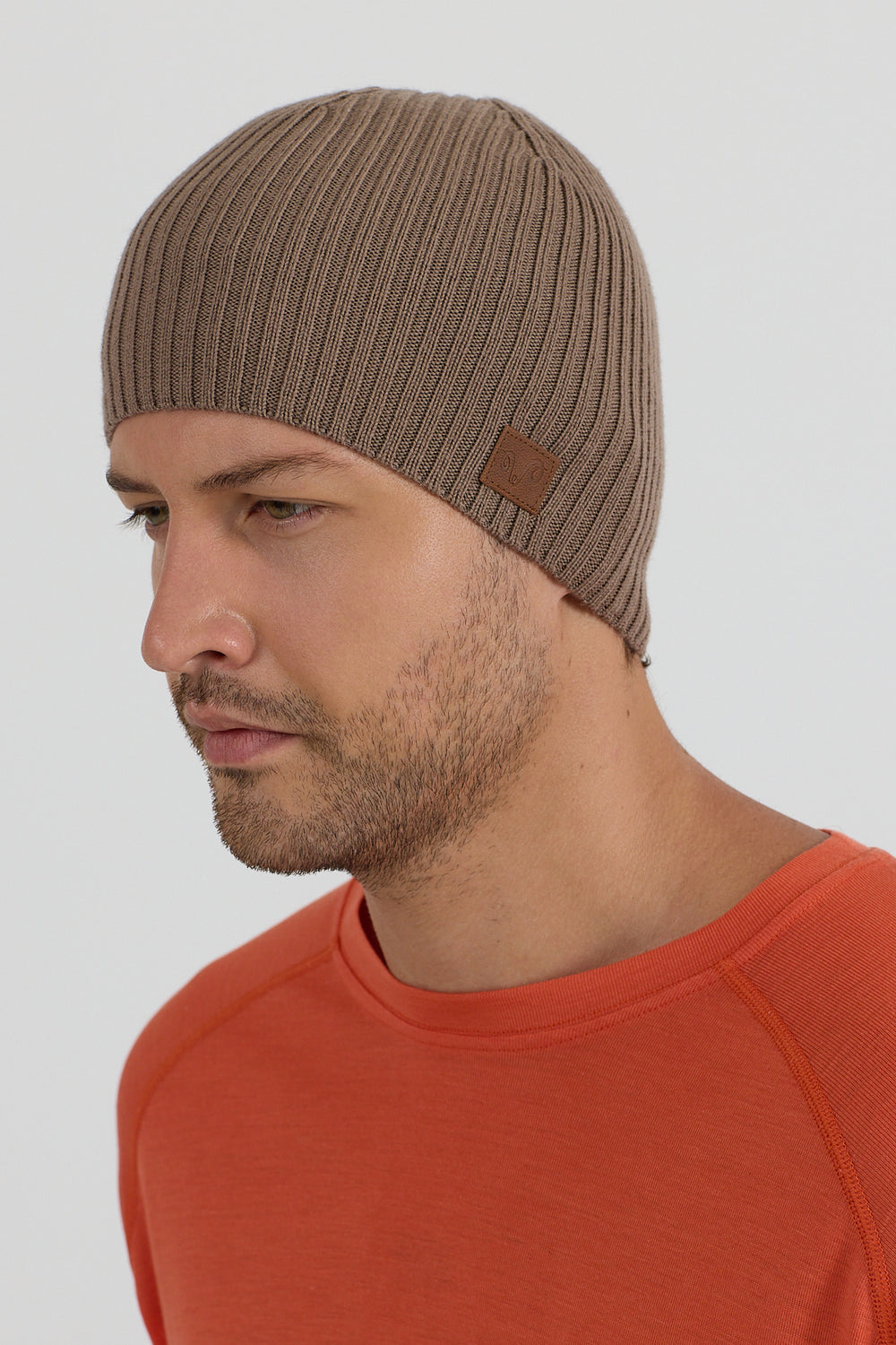 Wintry - fino pletena rebrasta kapa od 100% Merino Vune