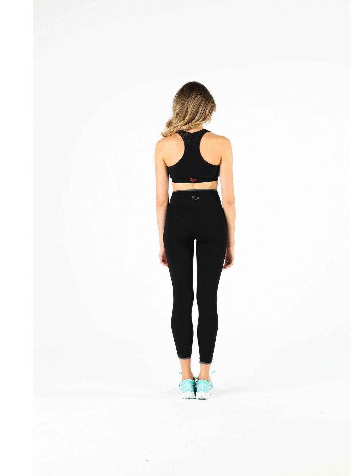 BJANKA- Helanke za trening Seamless merino